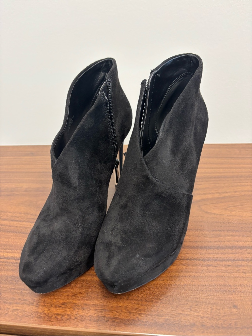 Jessica Simpson Black Faux Suede Platform Ankle Booties - Sleek Zip Closure